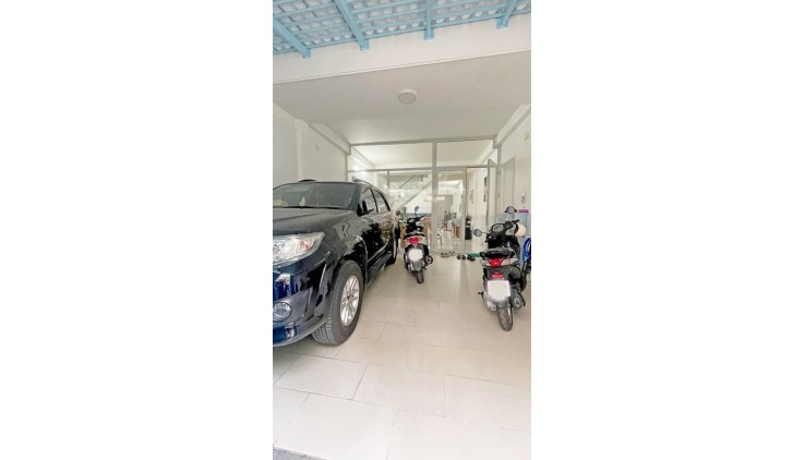 Mặt tiền hẻm Kiều Đàm 5x20 Nở hậu 4 tầng đúc chỉ 15 tỷ